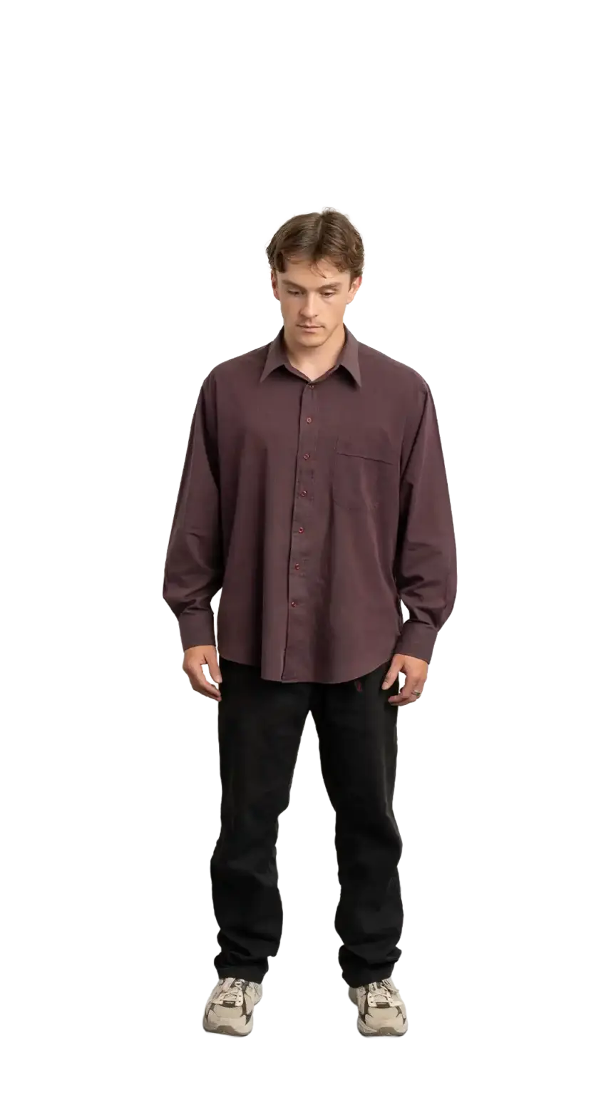 Bailey Gregson, SEO Specialist and Portfolio Management at The Start, full-body portrait — looking straight down