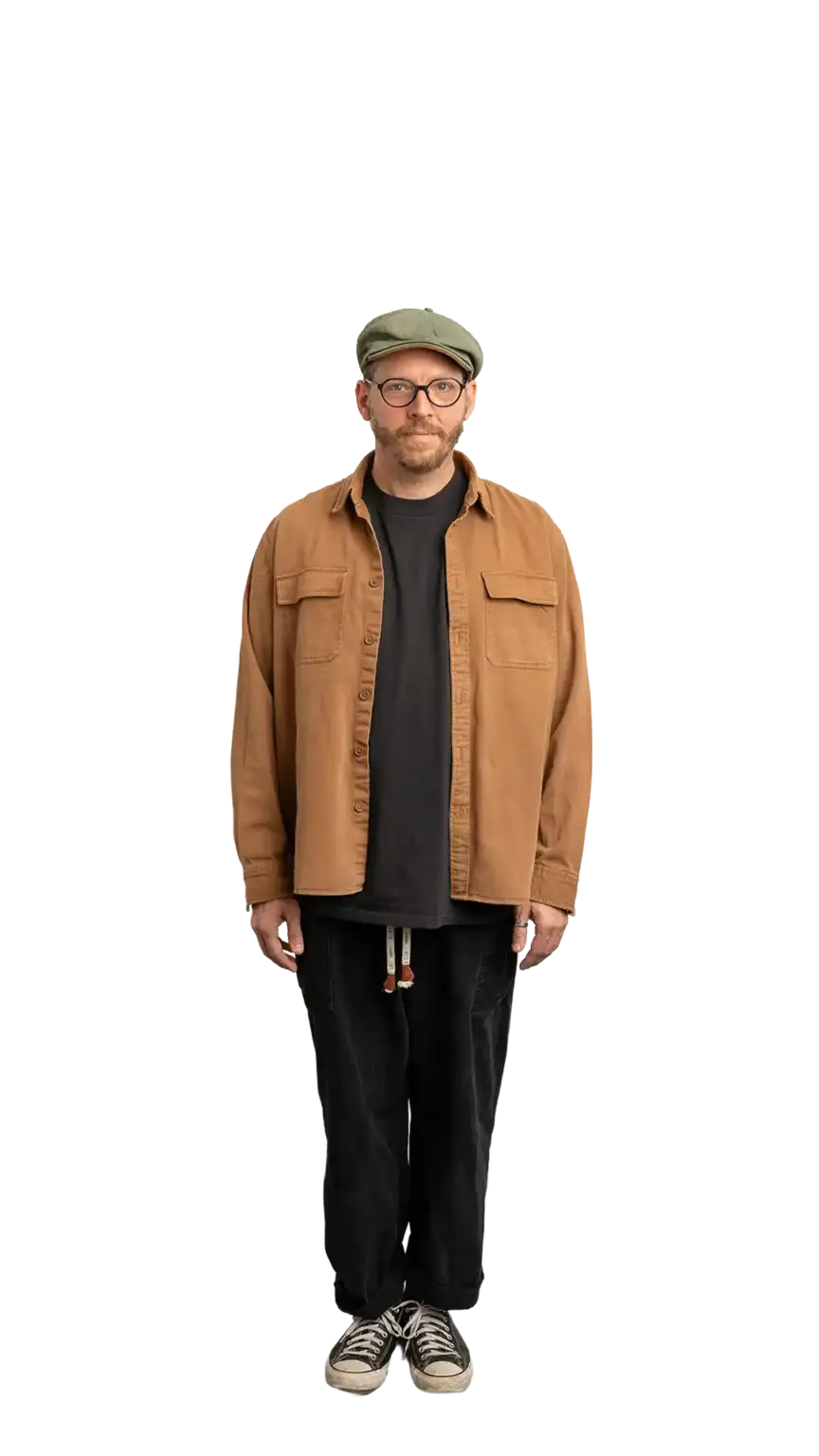 Travis Weerts, Head of Innovation at The Start, full-body portrait — looking straight ahead